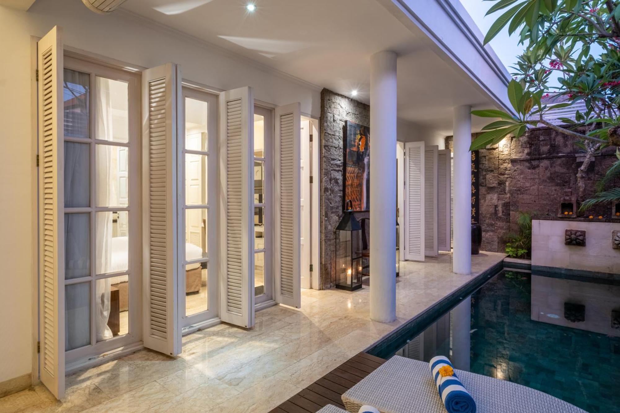 Mosan House - Unique Art-Filled Gem In Perfect Location A Short Walk From The Beach Or Seminyak Square Including Ac Office For Remote Working Eksteriør billede